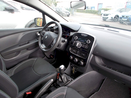 RENAULT CLIO IV 0.9 TCE 75 CV TREND 5 PORTES  ********** 1 ERE MAIN AVEC SEULEMENT 41486 KMS ***********